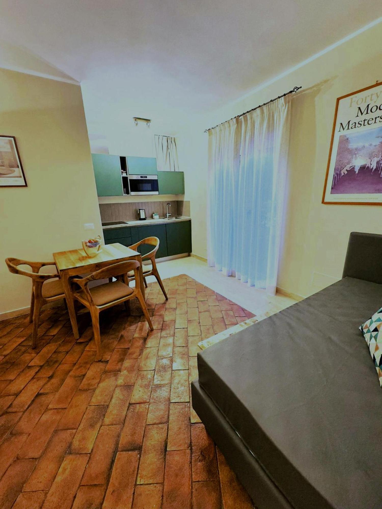 Hero's Garden Relais Aparthotel Roma
